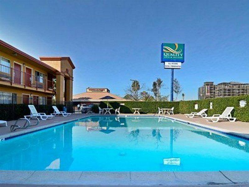 Americas Best Value Inn & Suites Ескондідо Екстер'єр фото